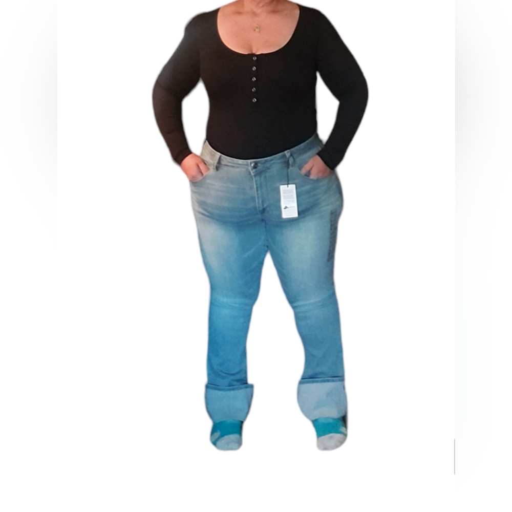 NWT American Eagle Skinny Kick Jeans sz. 18L